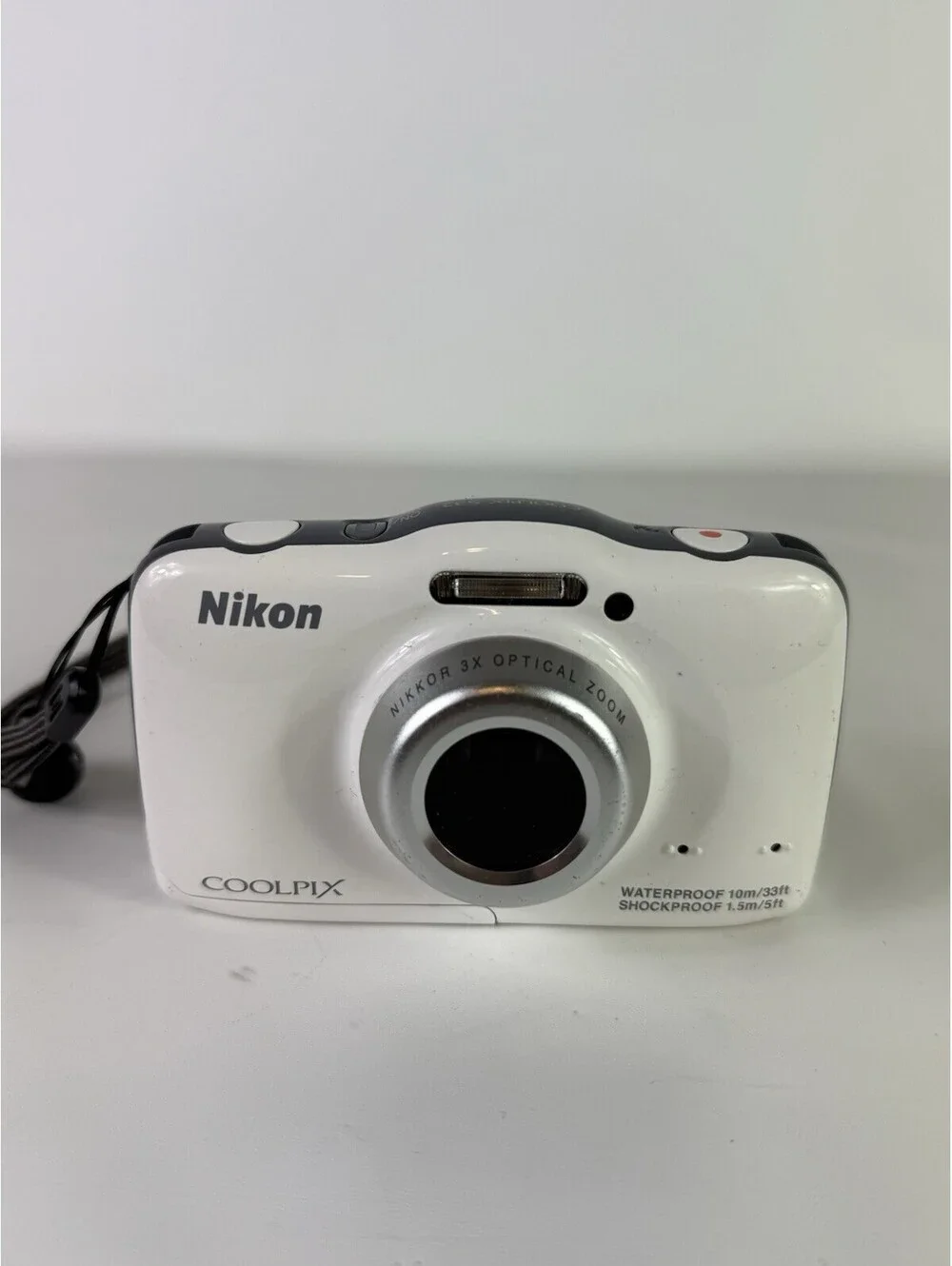 Nikon Coolpix S32 13.2MP Waterproof Digital Camera No Power